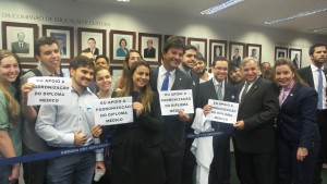 comisso aprova projeto do mandetta - ce