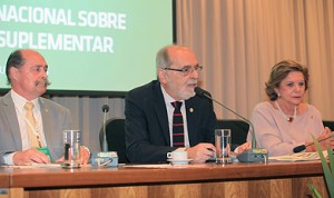 Mesa de abertura do I Fórum Nacional sobre Saúde Suplementar
